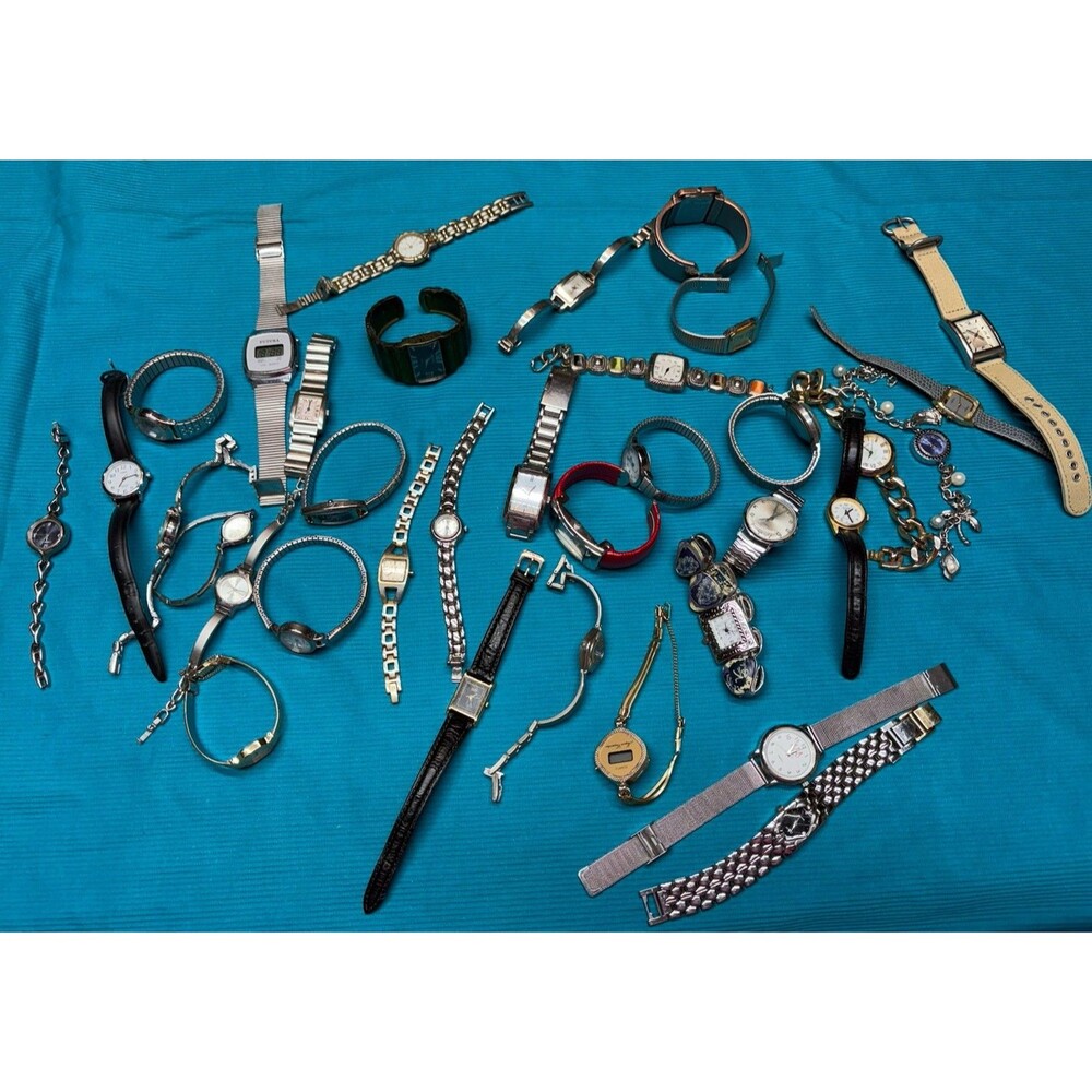 Lot of 34 Vintage & Modern Watches - Seiko, Fossil, Timex, & More AS-IS/UNTESTED